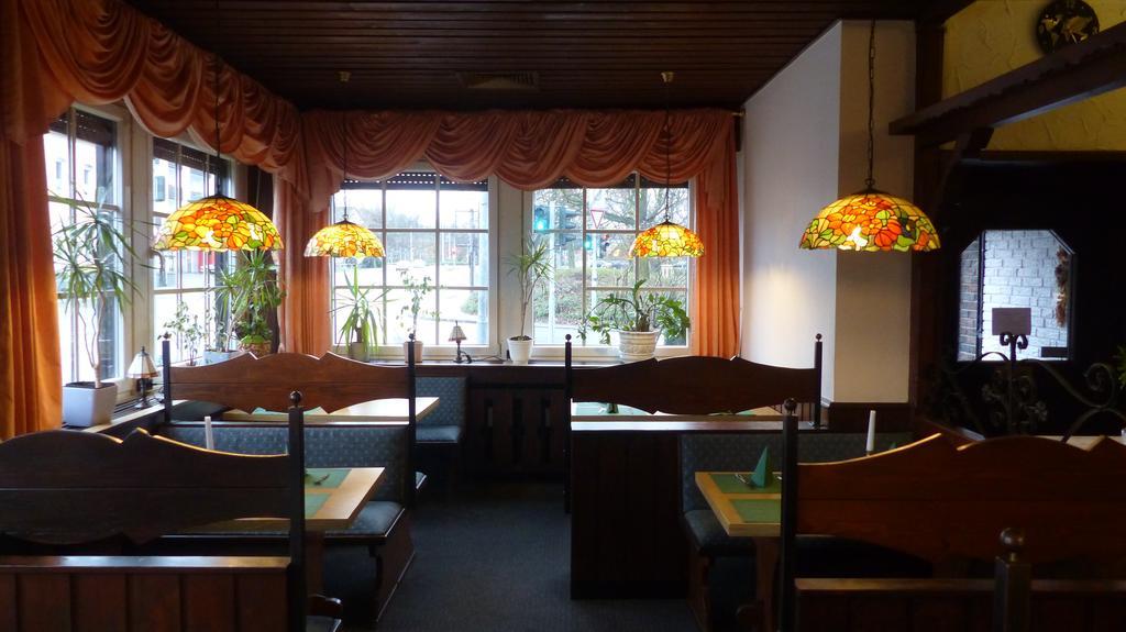 מולהיים אן דר רור Hotel Duemptener Hof מראה חיצוני תמונה